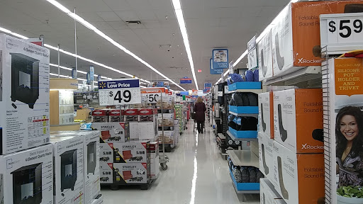 Discount Store «Walmart», reviews and photos, 555 E Townline Rd, Vernon Hills, IL 60061, USA