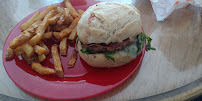 Plats et boissons du Restaurant de hamburgers John Burger à Brive-la-Gaillarde - n°8