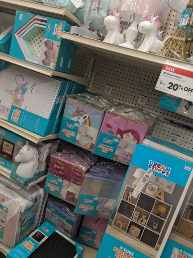 Discount Store «Big Lots», reviews and photos, 3365 Navarre Ave, Oregon, OH 43616, USA