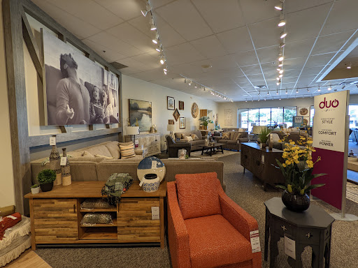 Furniture Store «La-Z-Boy Furniture Galleries», reviews and photos, 6003 Kingstowne Village Pkwy, Alexandria, VA 22315, USA