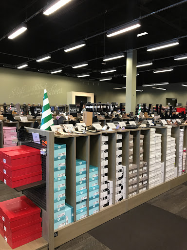 Shoe Store «DSW Designer Shoe Warehouse», reviews and photos, 4401 Lyons Rd, Coconut Creek, FL 33073, USA