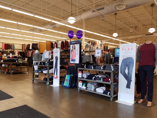 Clothing Store «Old Navy», reviews and photos, 1019 W University Ave, Georgetown, TX 78628, USA