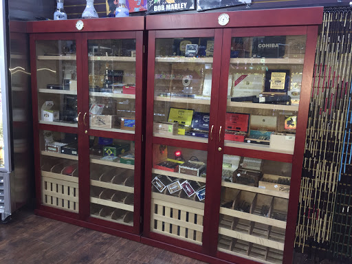 Tobacco Shop «Nirvana smoke shop», reviews and photos, 215 N Carroll Blvd, Denton, TX 76201, USA