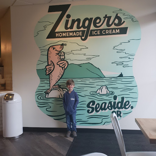 Ice Cream Shop «Zingers Homemade Ice Cream», reviews and photos, 210 Broadway St, Seaside, OR 97138, USA