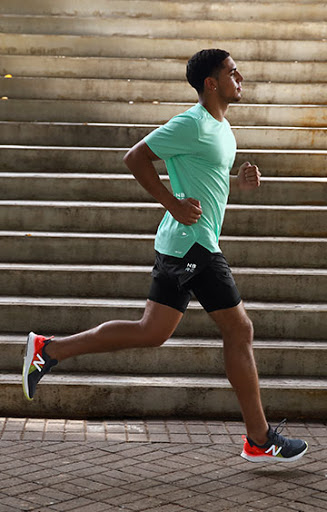 Shoe Store «New Balance», reviews and photos, 127 Old Country Rd, Carle Place, NY 11514, USA