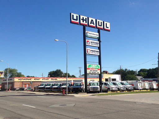 Truck Rental Agency «U-Haul Moving & Storage of Fargo», reviews and photos, 1436 Main Ave, Fargo, ND 58103, USA