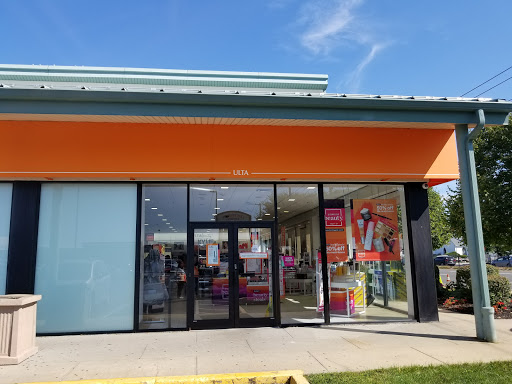 Hair Salon «Ulta Beauty», reviews and photos, 3377 Hempstead Turnpike, Levittown, NY 11756, USA