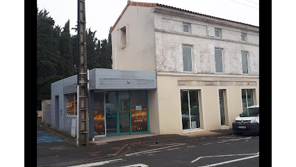 Photo du Banque Crédit Agricole Charente Périgord à Angoulême