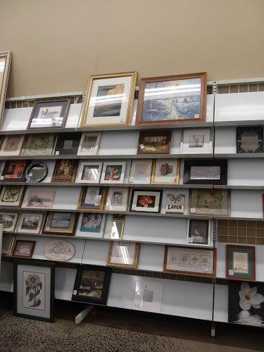 Thrift Store «Savers», reviews and photos, 3137 Berlin Turnpike, Newington, CT 06111, USA