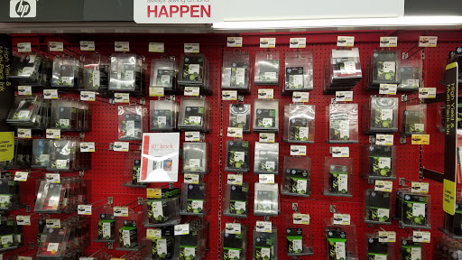 Office Supply Store «Staples», reviews and photos, 757 Gallivan Blvd, Dorchester, MA 02122, USA