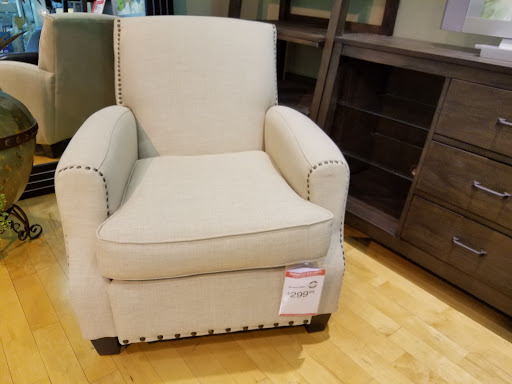 Furniture Store «American Signature Furniture», reviews and photos, 840 Ernest W Barrett Pkwy NW #250, Kennesaw, GA 30144, USA