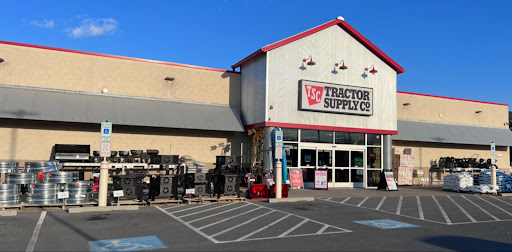 Home Improvement Store «Tractor Supply Co.», reviews and photos, 79 Red Hill Rd, Newport, PA 17074, USA