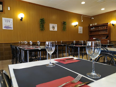 Hostal Nou Restaurant - Pizzeria - Carrer Sant Jeroni, 6, 08296 Castellbell i el Vilar, Barcelona, Spain