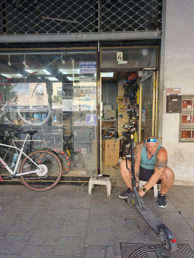 חנויות וסדנאות אופניים תֵּל אָבִיב-יָפוֹ