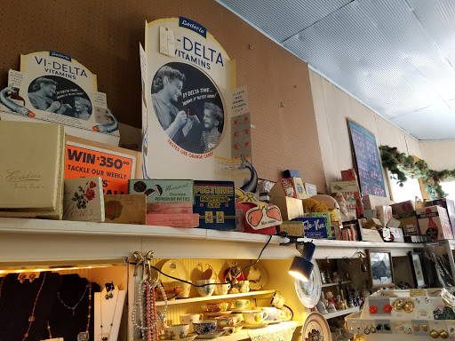 Antique Store «The Pine Emporium», reviews and photos, 16714 Co Rd 126, Pine, CO 80470, USA