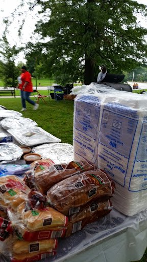 Park «Chicago Park District Fieldhouse», reviews and photos, 6743 S Kedzie Ave, Chicago, IL 60629, USA