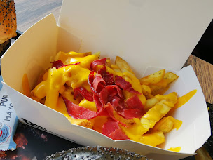 Photo n°87 de Black & White Burger Créteil Soleil à Créteil ()