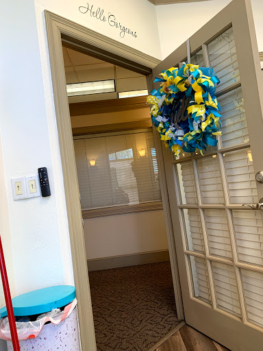 Beauty Salon «Salon Boutique Glendale», reviews and photos, 5710 W Bell Rd, Glendale, AZ 85308, USA