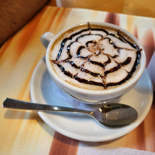 Kafi Oefeli - Café