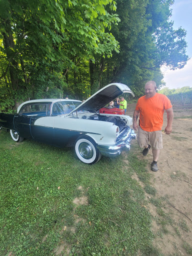 Winery «Merritt Estate Winery Inc», reviews and photos, 2264 King Rd, Forestville, NY 14062, USA