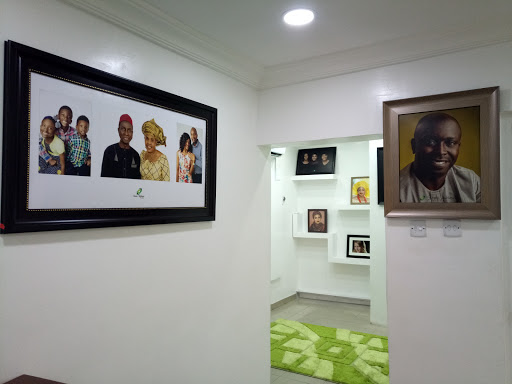SAP Studios, 10 Chief Ogbonda Layout, Mgbuesilara, Port Harcourt, Nigeria, Photographer, state Rivers