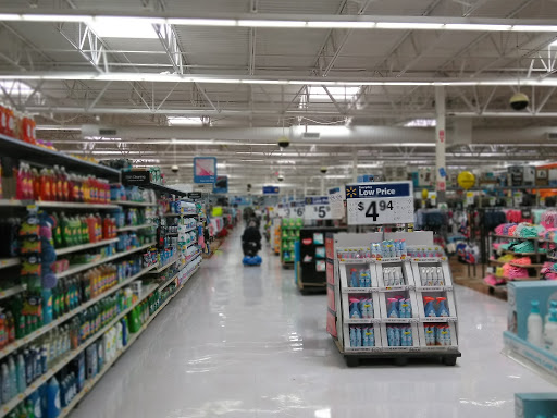 Department Store «Walmart Supercenter», reviews and photos, 2151 W Oaklawn Rd, Pleasanton, TX 78064, USA