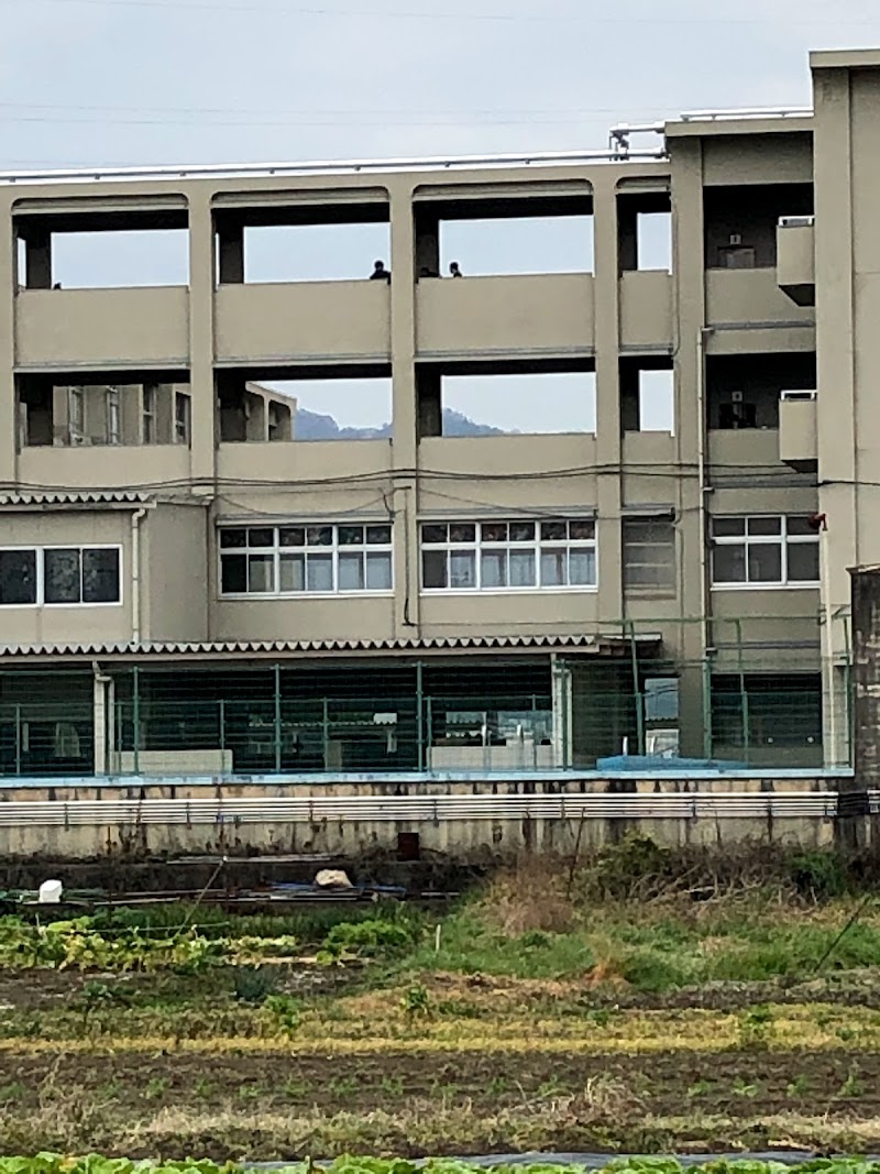 宇治市立北宇治中学校