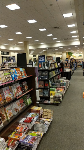 Book Store «Barnes & Noble», reviews and photos, 4000 Jericho Turnpike, East Northport, NY 11731, USA