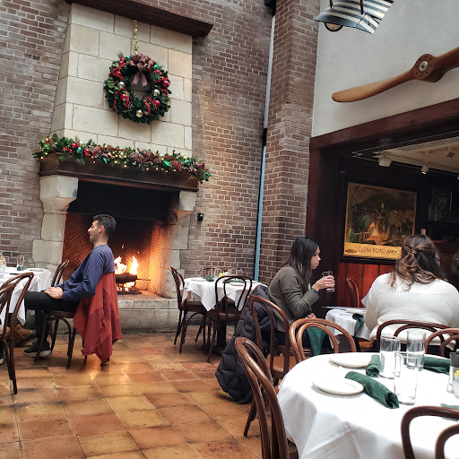 American Restaurant «Clydes of Georgetown», reviews and photos