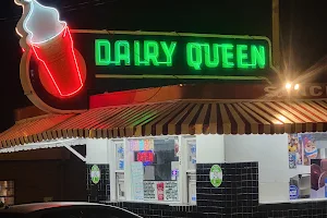 Dairy Queen Store image