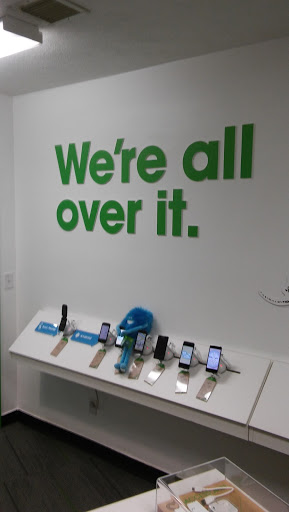 Cell Phone Store «Cricket Wireless», reviews and photos, 75 Holland St c, Somerville, MA 02144, USA