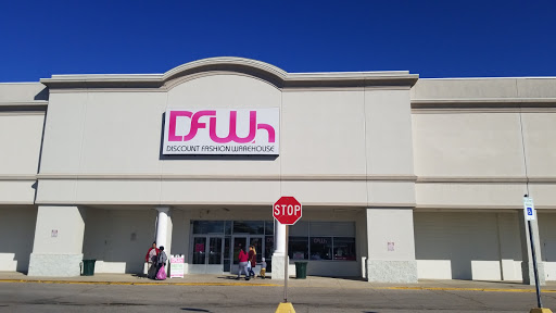 Discount Store «Discount Fashion Warehouse Great Western», reviews and photos, 110 N Wilson Rd, Columbus, OH 43204, USA