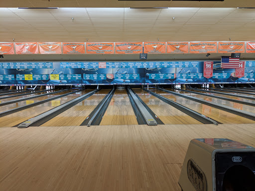 Bowling Alley «Novi Bowl Family Fun Center», reviews and photos, 21700 Novi Rd, Novi, MI 48375, USA