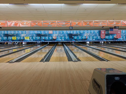 Bowling Alley «Novi Bowl Family Fun Center», reviews and photos, 21700 Novi Rd, Novi, MI 48375, USA