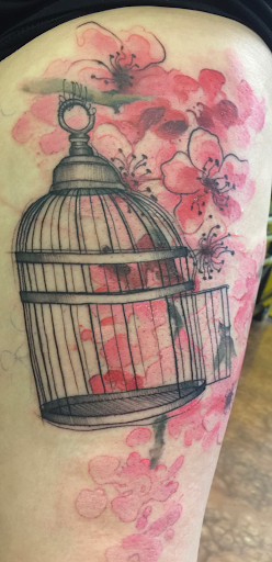 Tattoo Shop «A Thin Line Tattoo», reviews and photos, 9 E Wilson St, Batavia, IL 60510, USA