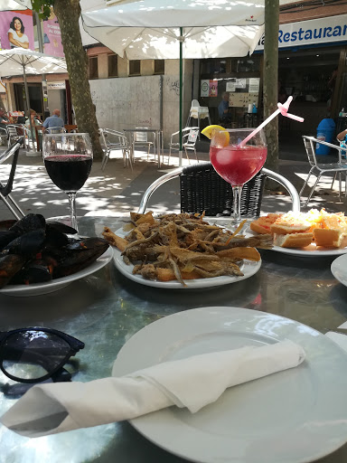 Triana, bar restaurant en Premià de Mar
