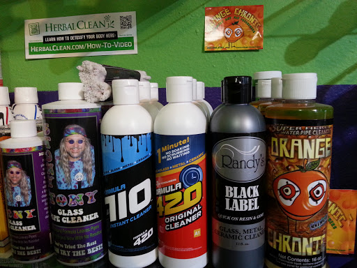 Tobacco Shop «Green Daze Glass & Smoke Shop», reviews and photos, 10323 SE Mill Plain Blvd, Vancouver, WA 98664, USA