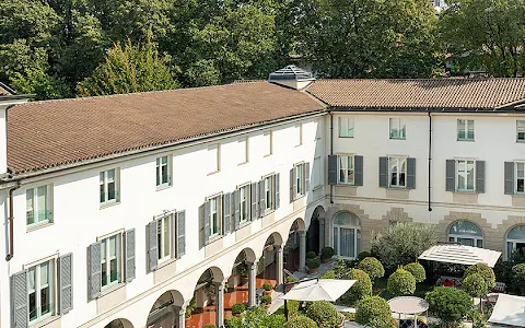 Four Seasons Hotel Milano image