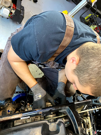 Pawn Shop «L a Pawn Shop», reviews and photos, 6215 Bells Ferry Rd, Acworth, GA 30102, USA