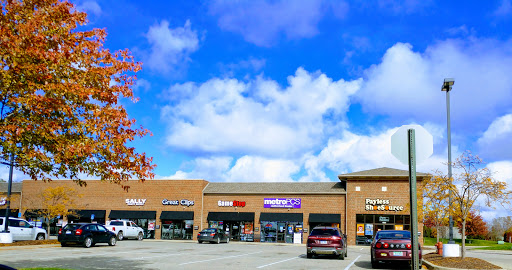 Sally Beauty, 7715 Telegraph Rd, Taylor, MI 48180, USA, 