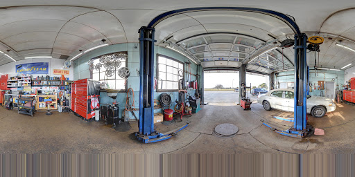 Auto Repair Shop «M & A Auto Services Inc», reviews and photos, 8795 N Milwaukee Ave, Niles, IL 60714, USA