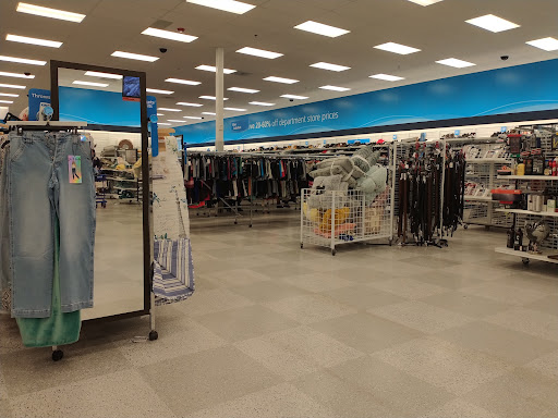 Clothing Store «Ross Dress for Less», reviews and photos, 1101 5th Ave, Hammond, IN 46320, USA
