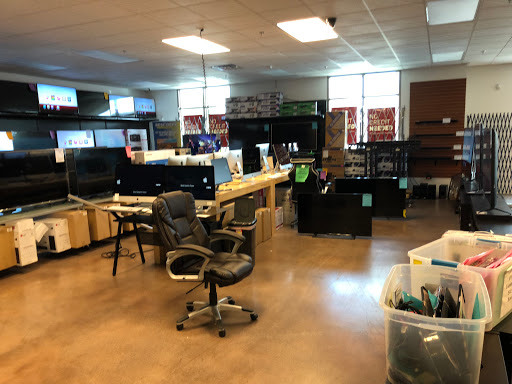 Electronics Store «Best Deal In Town Discount HDTVs and Macbooks», reviews and photos, 6811 S Eastern Ave #103, Las Vegas, NV 89119, USA