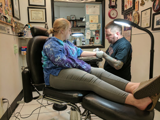 Tattoo Shop «Pussycat Tattoo», reviews and photos, 17052 SE McLoughlin Blvd, Portland, OR 97267, USA