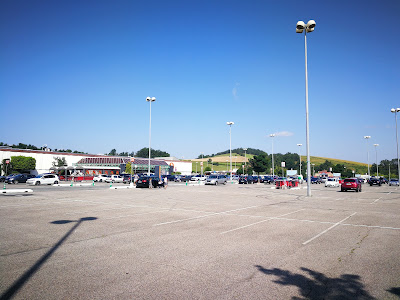 Auchan Hypermarché Villars Porte Du Forez à Villars