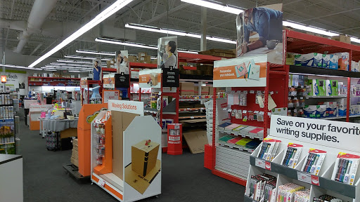 Office Supply Store «Staples», reviews and photos, 1950 W State Rd 426, Oviedo, FL 32765, USA