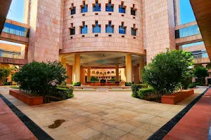 Indian School of Business–Hyderabad (ISB–Hyderabad) image