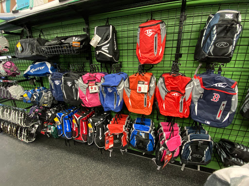 Sporting Goods Store «Play It Again Sports», reviews and photos, 62 Montvale Ave E, Stoneham, MA 02180, USA