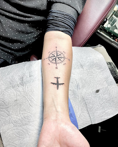 Tattoo Shop «Pare Eddie Tattoo & Piercing Salon», reviews and photos, 14181 Newport Ave e, Tustin, CA 92780, USA