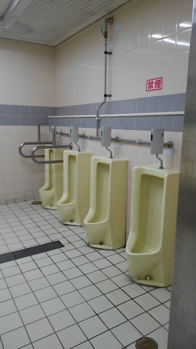 新宿西口地下公衆トイレ